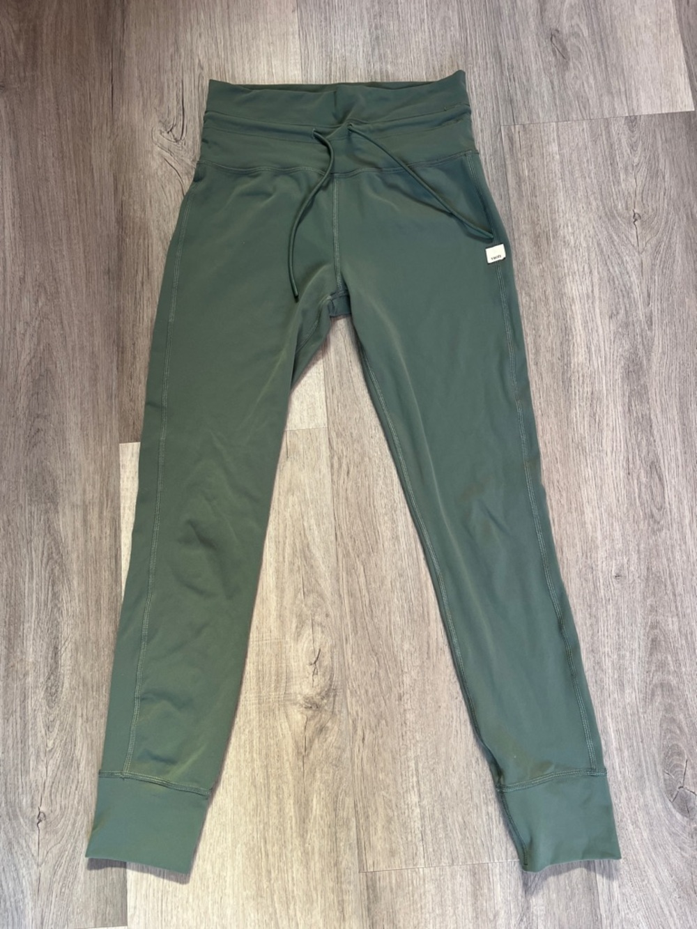 Vuori Olive Green Active Leggings size S